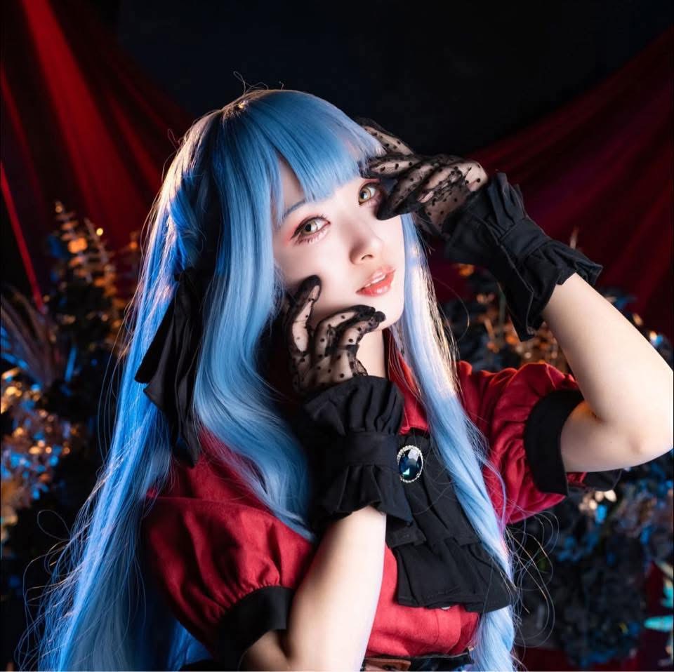 彩彩Aya
